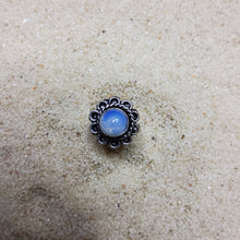 Load image into Gallery viewer, Moonstone Flower Ring US6.5
