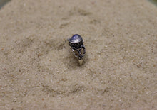 Load image into Gallery viewer, Moonstone Mini Ring US6.5
