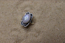 Load image into Gallery viewer, Moonstone Magic Ring US8 / US6
